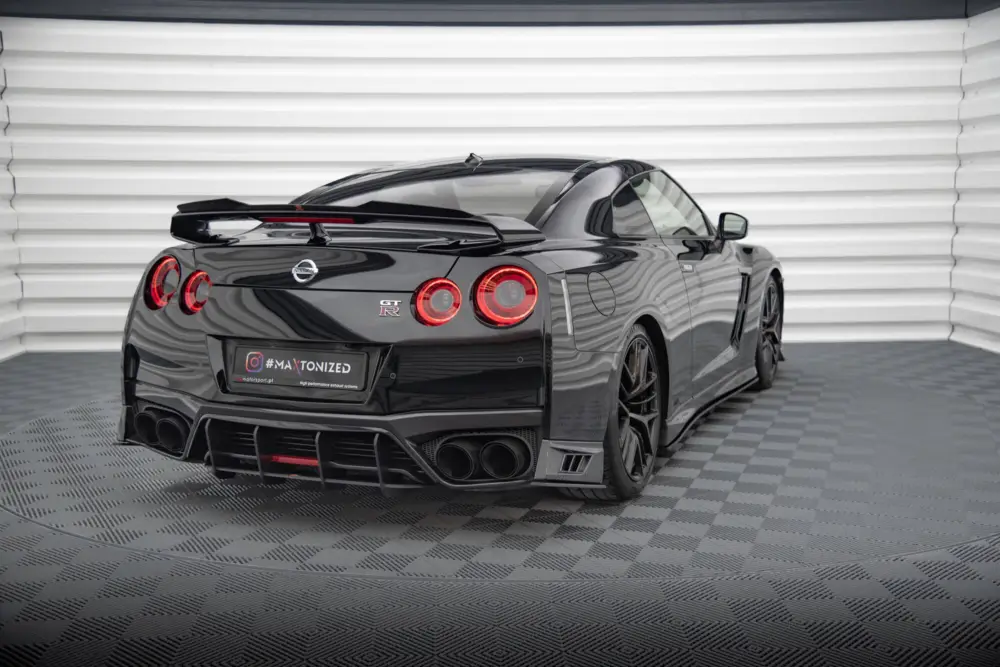 Maxton Design "Street Pro" difuzor zadního nárazníku pro Nissan GT-R R35 Facelift, plast ABS bez povrchové úpravy, s červenou linkou Poslední Šance