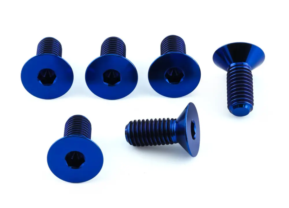 Rychlé Dodání Pro-Bolt titanový inbusový šroub se zápustnou hlavou se závitem M8 x 1,25 mm a délkou závitu 15,05 mm, barva modrá