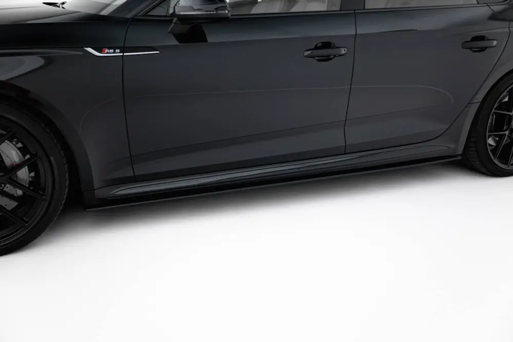 Značkový Maxton Design "Street Pro" difuzory pod boční prahy pro Audi RS5 F5, plast ABS bez povrchové úpravy, Sportback, s černou a červenou linkou